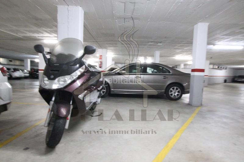 Foto ff2122aa-b587-499f-ad51-7c314e73741b. Aparcament cotxe a Peramàs Mataró