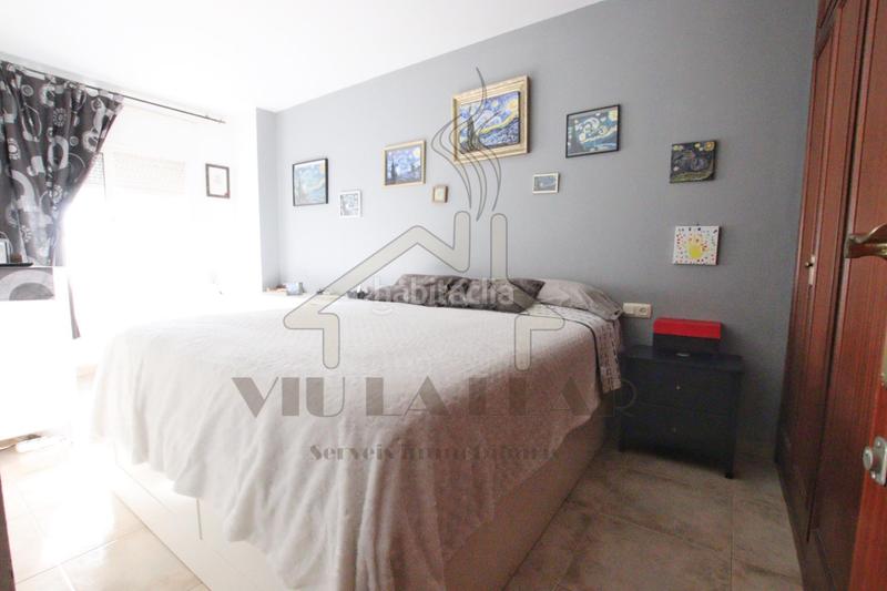 Foto 8a305397-d5c7-4e48-aaed-472b4f43da74. Casa aparellada a Centre Mataró