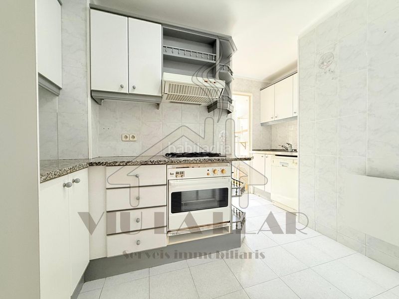 Foto 0ec435ae-aec7-403d-ae2d-5d3fa096f7b6. Pis a Peramàs Mataró