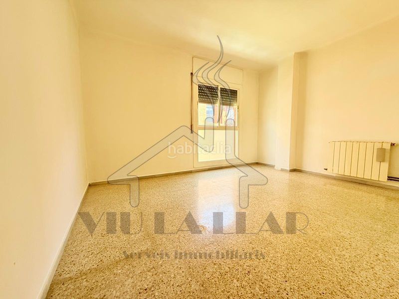 Foto baa4daee-dc77-4134-9d71-8c864d488a20. Pis a Peramàs Mataró