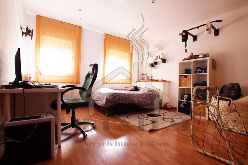 Foto b1825233-c464-4337-ab61-bbde2167208f. Triplex dans Centre Mataró