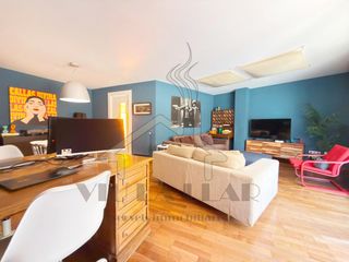 Etagenwohnung in Centre. Piso en centro