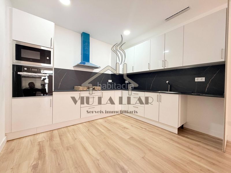 Foto fe1c89b3-61a0-4b35-b377-28461ba7c9a1. Planta baixa amb calefacció a Vista Alegre Mataró