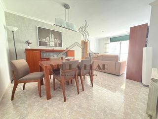 Flat in La Llàntia. En excusiva piso impecable de 4 habitaciones con suite, balcón y