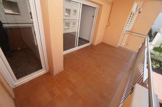 Flat in Tamesi 19. Amplio piso a 200 metros de la playa y del paso de segur de cala
