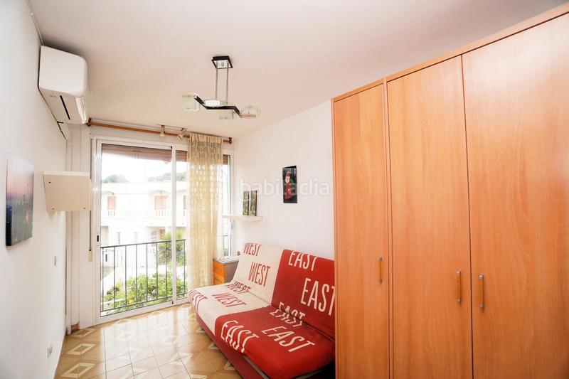 Foto bc0438c4-acef-4f44-90e1-4850391fd9b9. Semi detached house with heating parking in Coma-ruga platja Coma-ruga