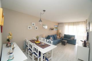 Lloguer Apartament  Masia catala-socias catal. Piso en alquiler de temporada para profesores
