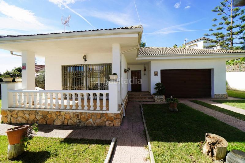 Foto 82c1b1eb-5d91-4953-b8fb-1c4fc982b094. Chalet avec chauffage parking dans Els Masos - Els Garrofers Coma-ruga