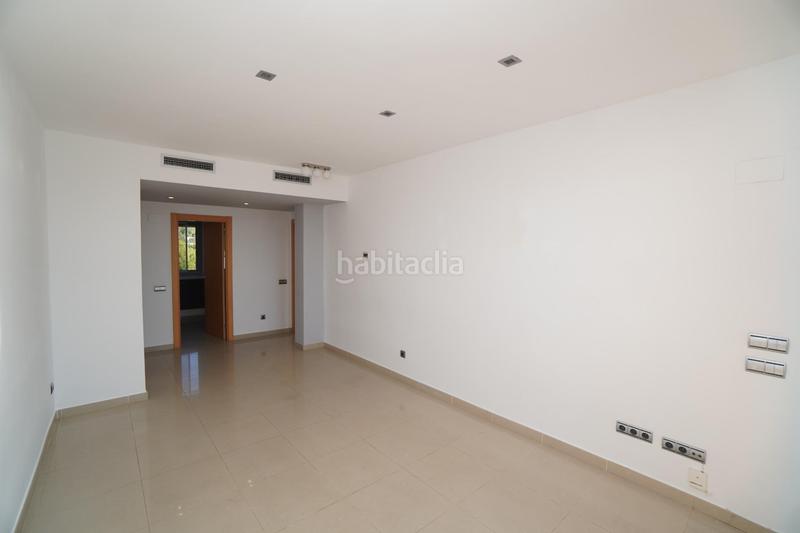 Foto 2eca48e2-c3c2-4c0b-a432-dd0b588550ee. Miete etagenwohnung mit pool in Roda de Barà