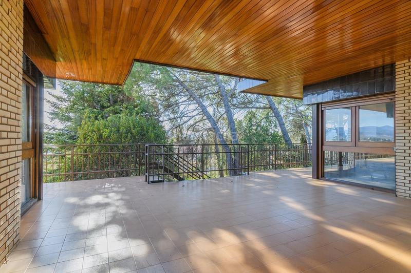 Foto 33c49009-02b7-4f59-ab91-9ad6499f22c6. Maison avec chauffage piscine dans bases de Manresa - carretera de santpedor Manresa