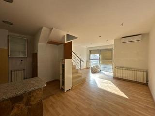 Dúplex a Sallent. Dúplex en venta  en sallent