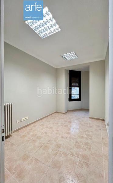 Foto 865ffe2e-15c7-4add-9a95-150d8ca6431e. Rent office space with heating in Centre - Passeig i Rodalies Manresa