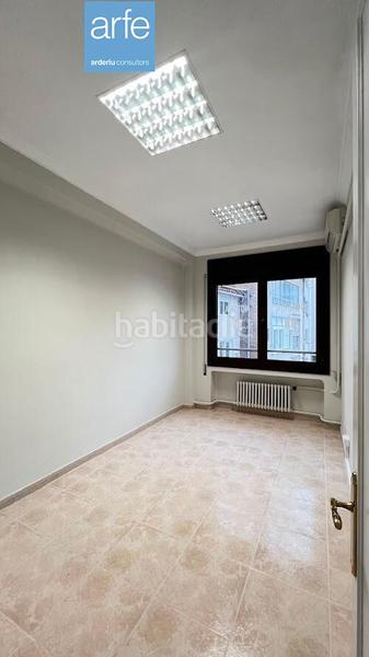 Foto ca517baa-434b-4379-9c82-b68a8eb8db84. Rent office space with heating in Centre - Passeig i Rodalies Manresa