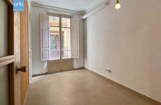 Rent Office space in Barri Antic. Despaho en alquiler