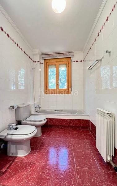 Foto e7689a3b-ae62-4a1d-815e-c51bfa25699d. Chalet mit heizung parking in Castellnou de Bages