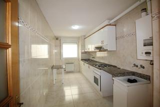 Lloguer Pis a Plaça Catalunya. Piso alquiler de dos habitaciones