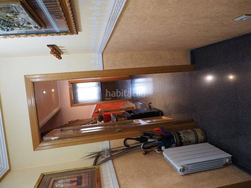 Foto 1169597f-80ae-40be-83b6-b3dc0063db65. Reihenhaus mit heizung parking in Petrer