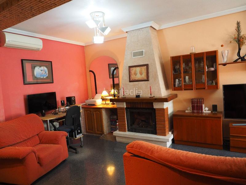 Foto 17412cde-a668-4686-8798-0f3b70aeeab0. Reihenhaus mit heizung parking in Petrer