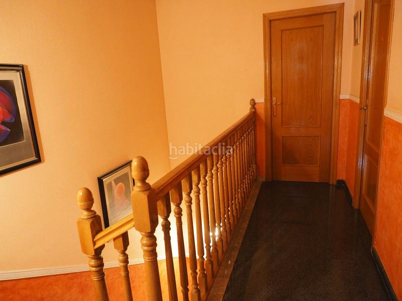 Foto 3541ed1a-2af8-4faf-b8c4-38db5676218c. Reihenhaus mit heizung parking in Petrer