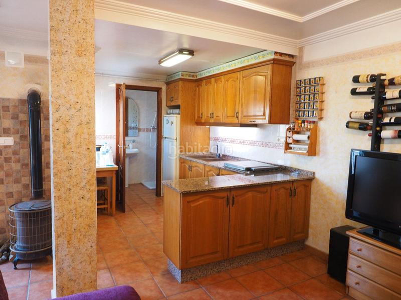 Foto 692c0773-8323-4e21-92b4-aec0c4f51862. Reihenhaus mit heizung parking in Petrer