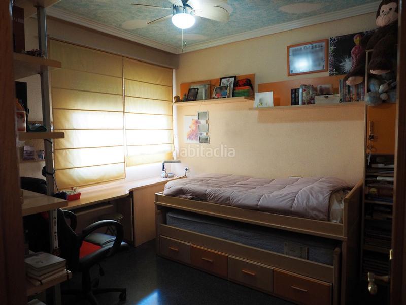 Foto 82968b8c-0443-41dd-ba4f-db0b080d76e6. Reihenhaus mit heizung parking in Petrer