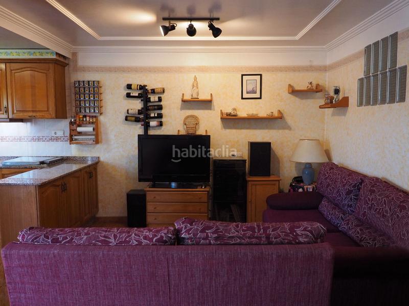 Foto aa46c37e-0d2e-42a8-a897-0426ccedb72b. Reihenhaus mit heizung parking in Petrer