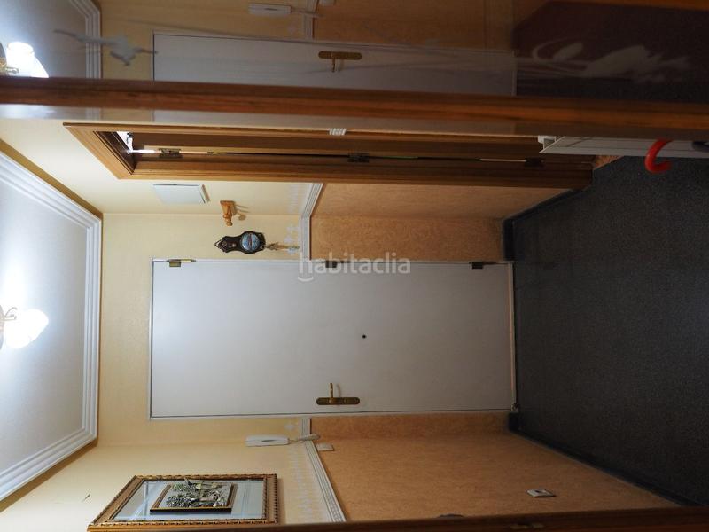 Foto ad5c8659-22dd-4e3d-9371-e43e44971c4e. Reihenhaus mit heizung parking in Petrer