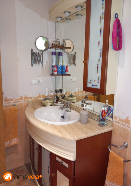 Foto d6623419-3440-4e9d-b48f-56cd462460ff. Pis amb aparcament a Sax