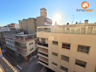 Pis  Calle pi y margall. Vivienda en elda