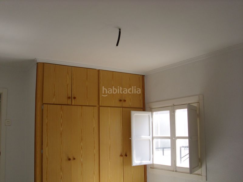 Foto ccd2824a-f09b-41b8-9c38-607a4ec3ba8d. Flat in Centro Elda