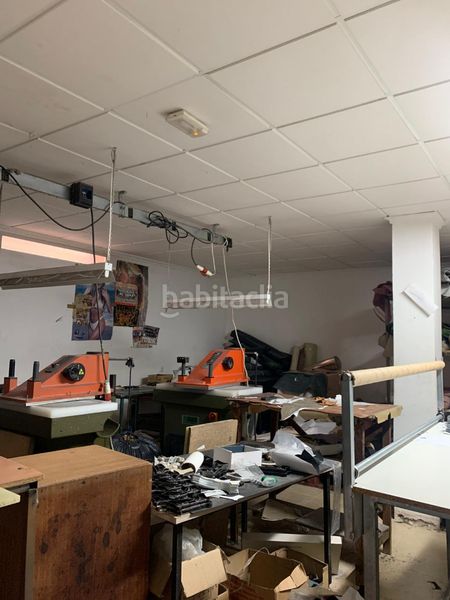 Foto 4a4f0b22-0608-4d86-8e73-c15204f31fb0. Local comercial a Petrer