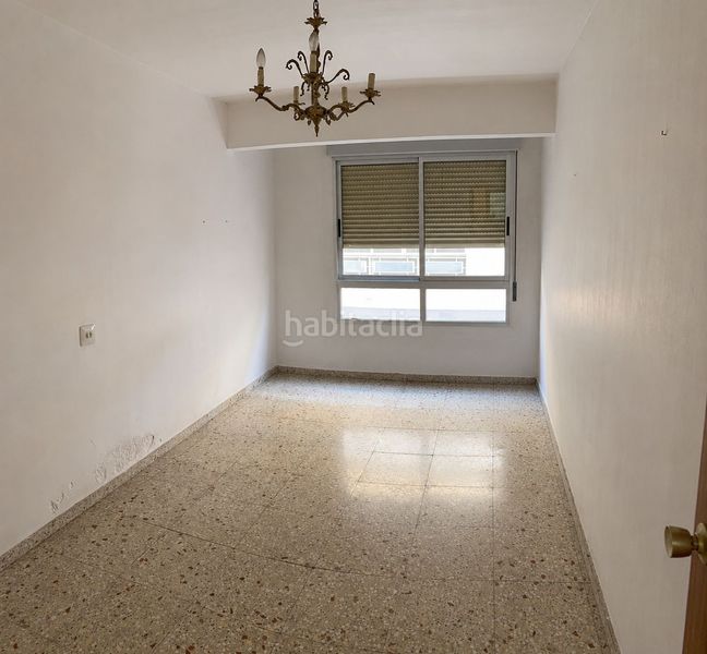 Foto 76825195-d75a-48a7-92a7-6cb918b0eb93. Flat in Plaza Castelar - Mercado Central Elda