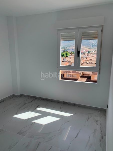 Foto ba532a71-cdaa-4d15-a5c9-b271f9064e50. Pis amb aparcament a Petrer