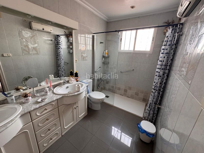 Foto 52641462-46fc-4917-b3de-9aab702b0efb. Casa edificio en esquina con gran potencial en Plaza Castelar - Mercado Central Elda