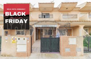 Casa adossada a Calle adherbal 16. Dúplex en playa honda