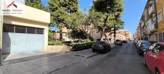 Aparcament cotxe a Calle Diamante