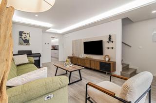 Dúplex  Calle de las caleras 64. Lujo y confort en un duplex de diseño en el garbanzal  la unión