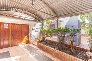 Dúplex a Calle sta.cilia de jaca-b.peral 3. Vivienda unifamiliar junto al parque de la rosa