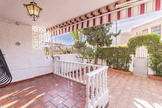 Dúplex  Calle sta.cilia de jaca-b.peral 3. Vivienda unifamiliar junto al parque de la rosa