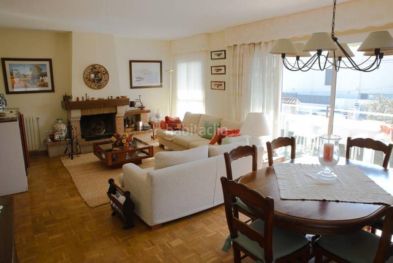 Foto 768dc316-7b7a-4941-b83c-58d608592206. Chalet con riscaldamento piscina in Mas Mel Calafell