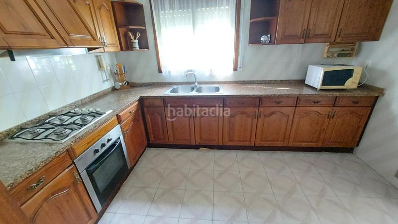 Foto 3425e667-d18d-4175-af2e-8ce04fdaf79f. Casa adossada amb calefacció aparcament a Segur de Calafell nucli urbà Segur de Calafell