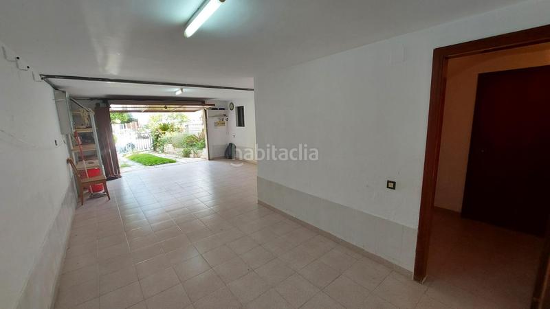 Foto 42889e9b-4504-494b-87af-3fe8b626fa90. Casa adossada amb calefacció aparcament a Segur de Calafell nucli urbà Segur de Calafell