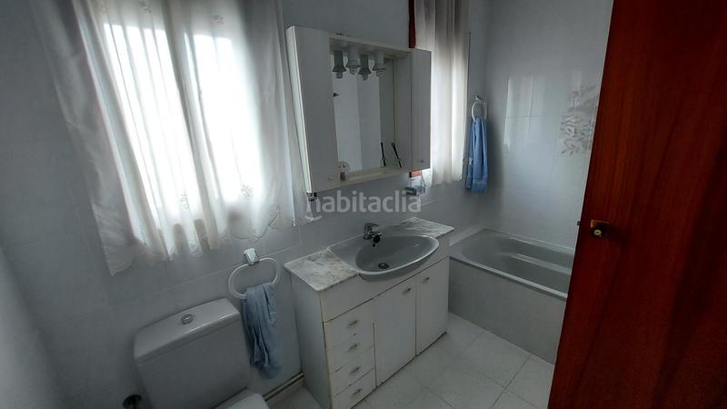 Foto a5062ad4-9ff5-4140-a4c2-6f3cc39323de. Casa adossada amb calefacció aparcament a Segur de Calafell nucli urbà Segur de Calafell