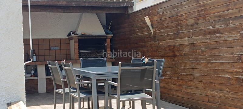 Foto f4c80b3e-a299-4996-a960-72040fe2c0ae. Casa adossada amb piscina a Coma-ruga platja Coma-ruga