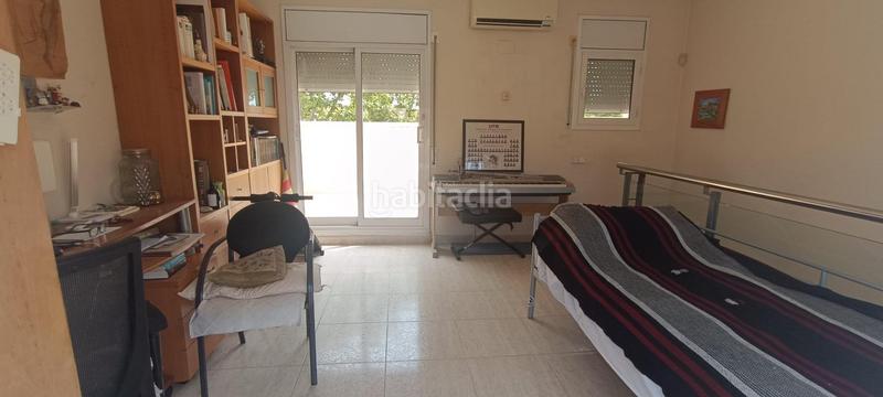 Foto 0a824727-53c7-4b9c-b819-0145ce2cfb2b. Casa adossada amb aparcament piscina a Calafell residencial Calafell