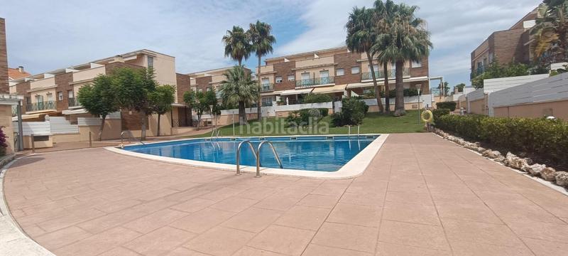 Foto 2c7eed81-c78a-4a6d-af0a-02af032d5e45. Casa adossada amb aparcament piscina a Calafell residencial Calafell
