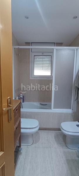Foto adc65a0e-a673-4ce9-819f-76682b1562f9. Casa adossada amb aparcament piscina a Calafell residencial Calafell