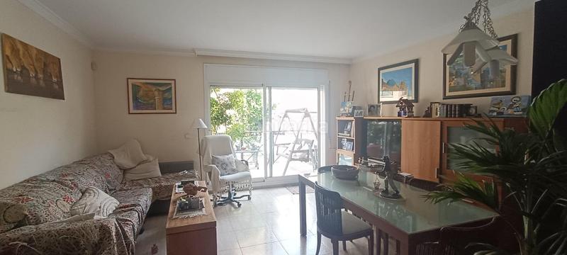 Foto b95c87b2-f597-4979-89f5-5686c6c0900b. Casa adossada amb aparcament piscina a Calafell residencial Calafell