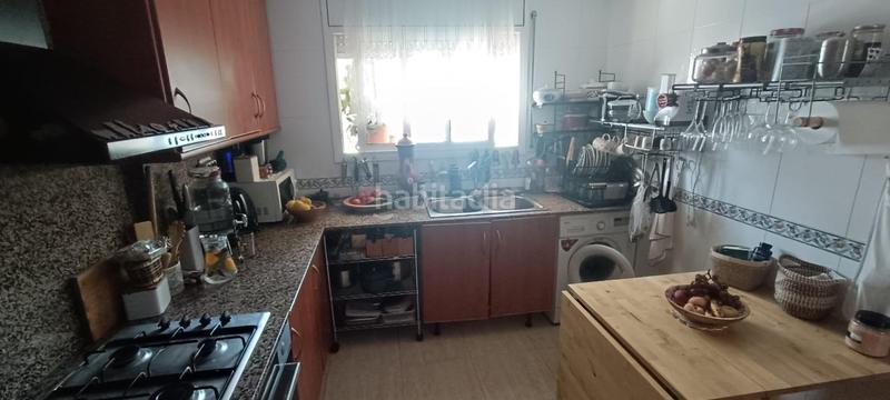 Foto d83ad388-be31-42b3-a2eb-ce5d03bf2ef3. Casa adossada amb aparcament piscina a Calafell residencial Calafell