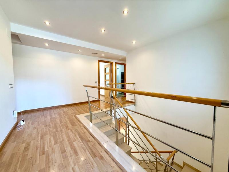 Foto 437b6ae9-babe-489a-aff4-99aa0360b0d5. Chalet en carrer cep 56 chalet unifamiliar la muntanyeta en Vendrell (El)